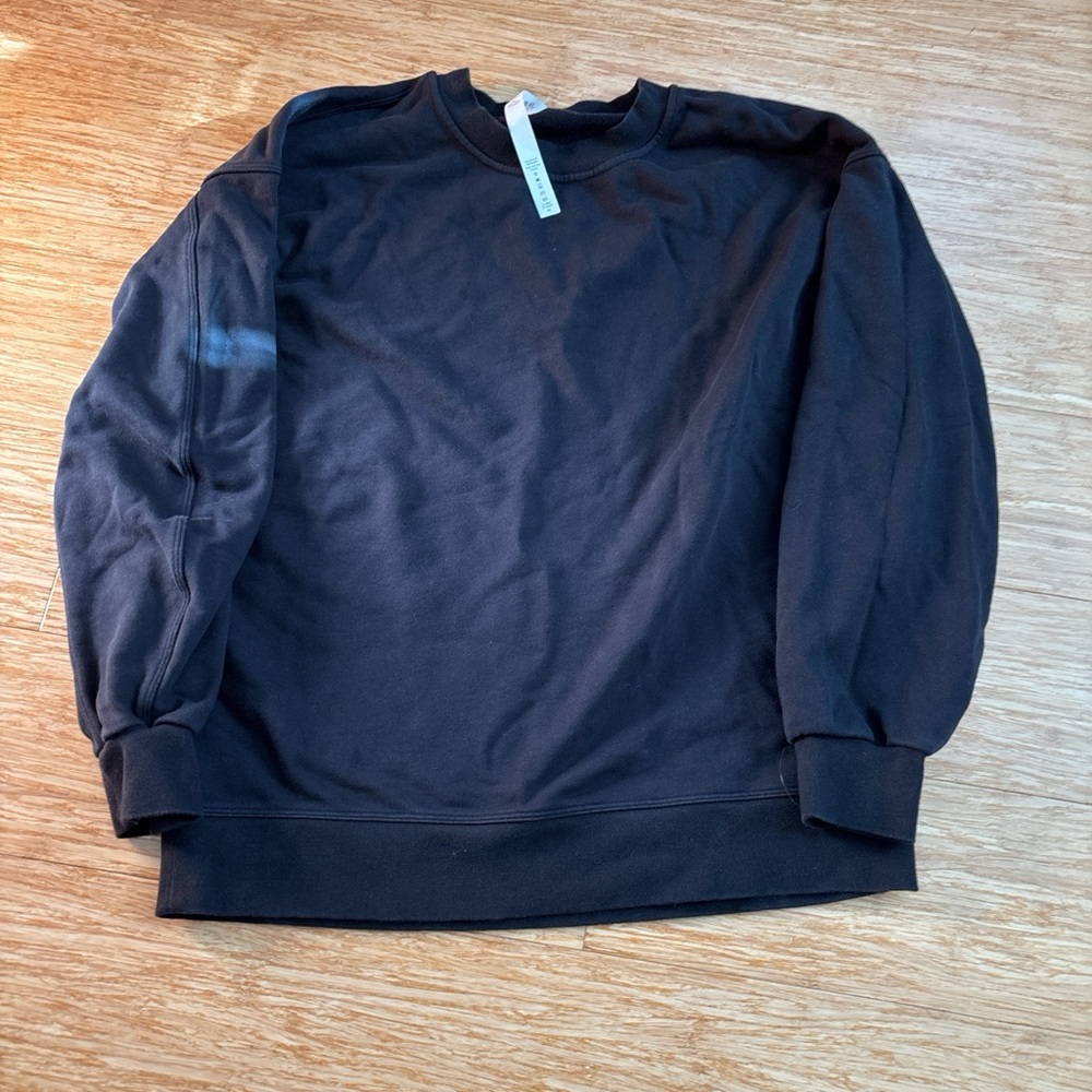 Lululemon Black crewneck